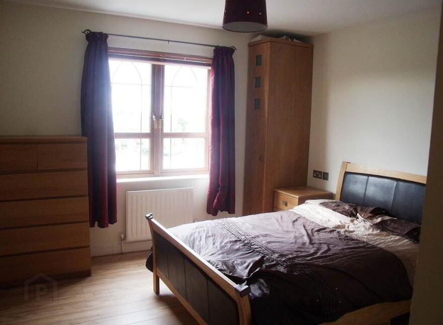 1 Brooke Hall, Belfast, BT8 6WB