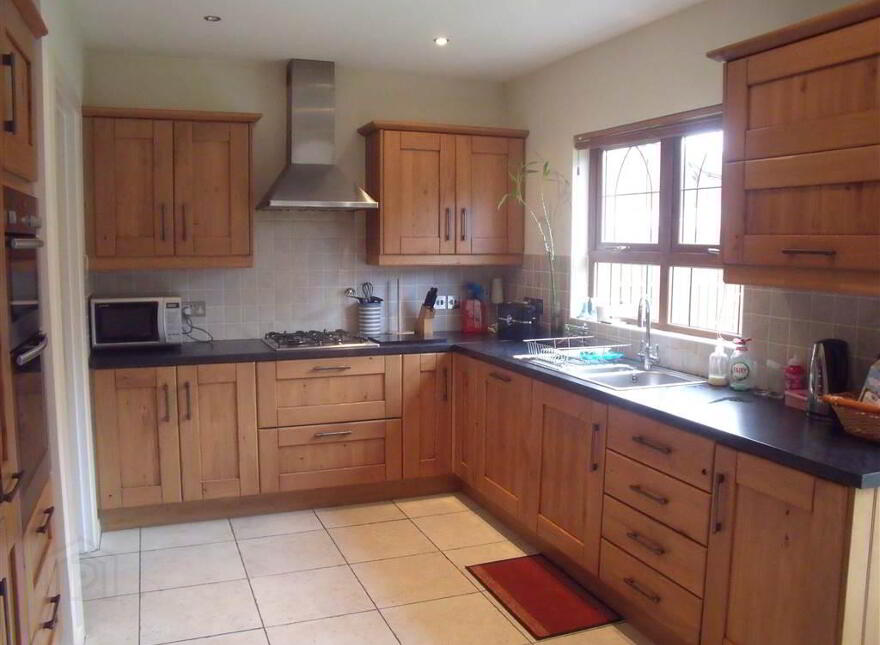 1 Brooke Hall, Belfast, BT8 6WB