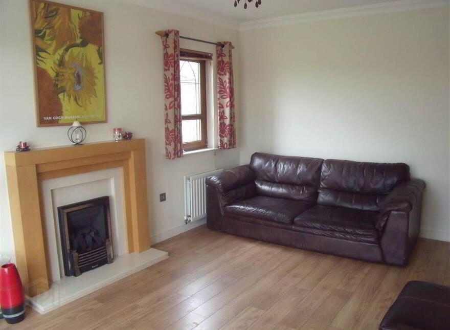 1 Brooke Hall, Belfast, BT8 6WB
