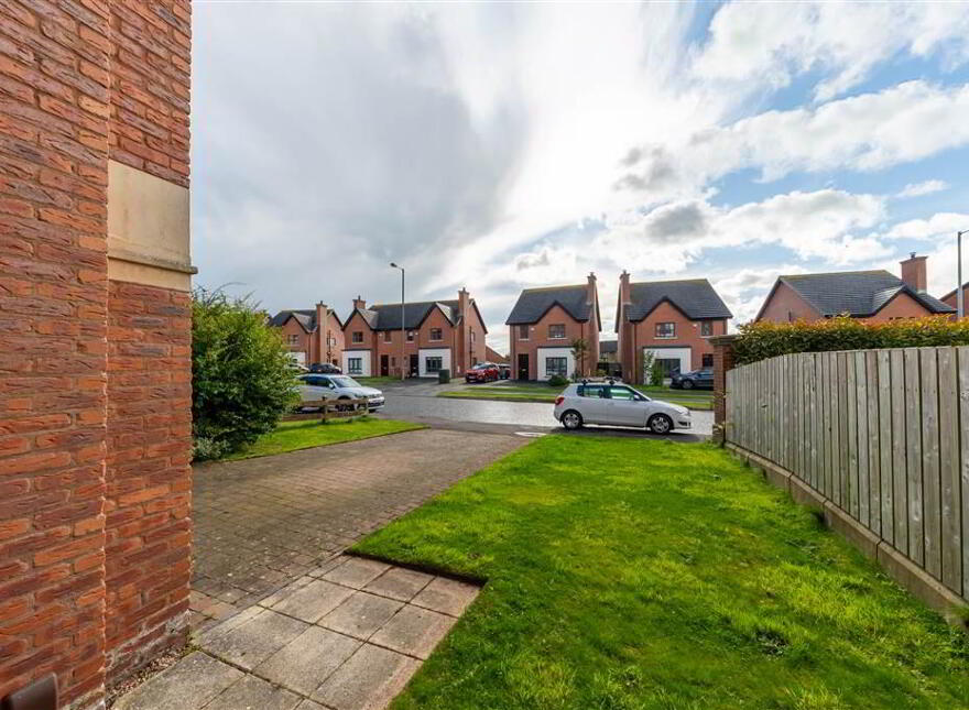 1 Brooke Hall, Belfast, BT8 6WB