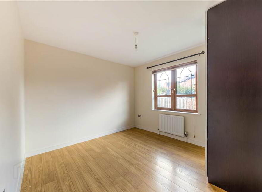 1 Brooke Hall, Belfast, BT8 6WB
