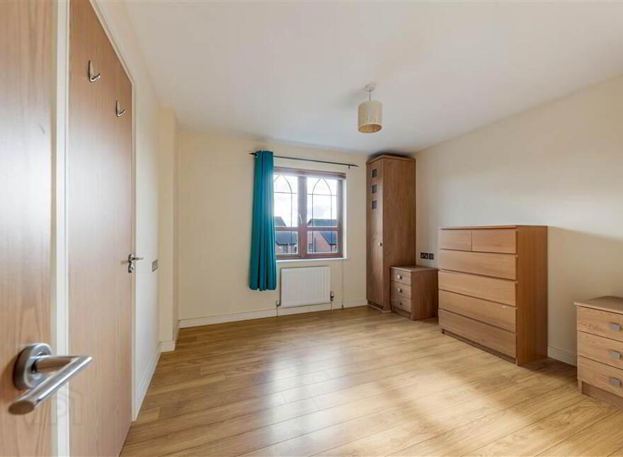 1 Brooke Hall, Belfast, BT8 6WB