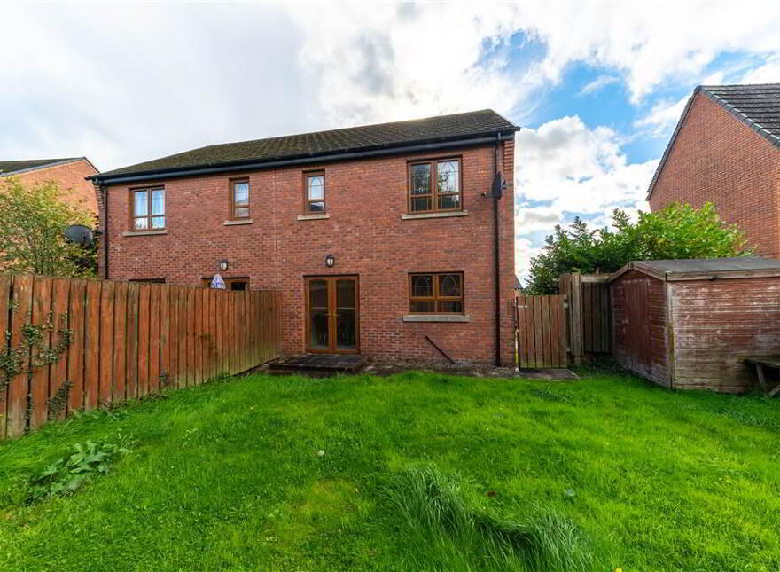 1 Brooke Hall, Belfast, BT8 6WB