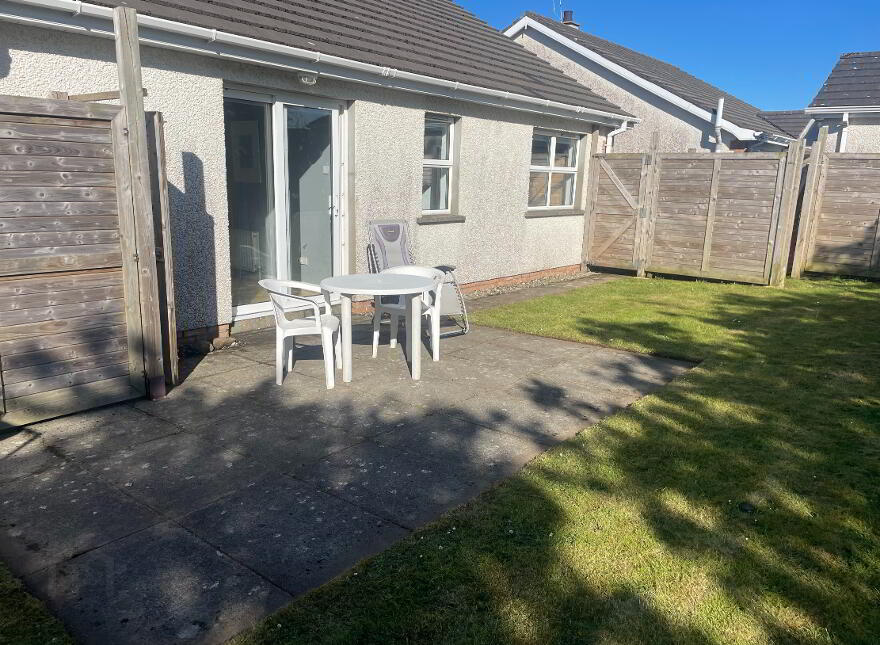 The Pebbles, 33 Liffock Avenue (holiday Let), Castlerock, BT51 4DF