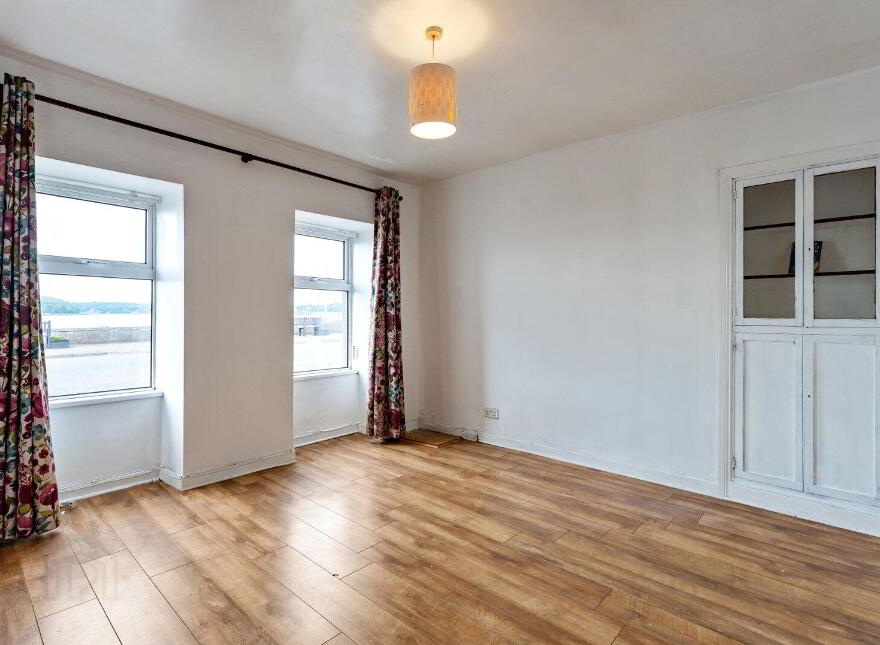 34 Shore Road, Portaferry, Newtownards, BT22 1JZ