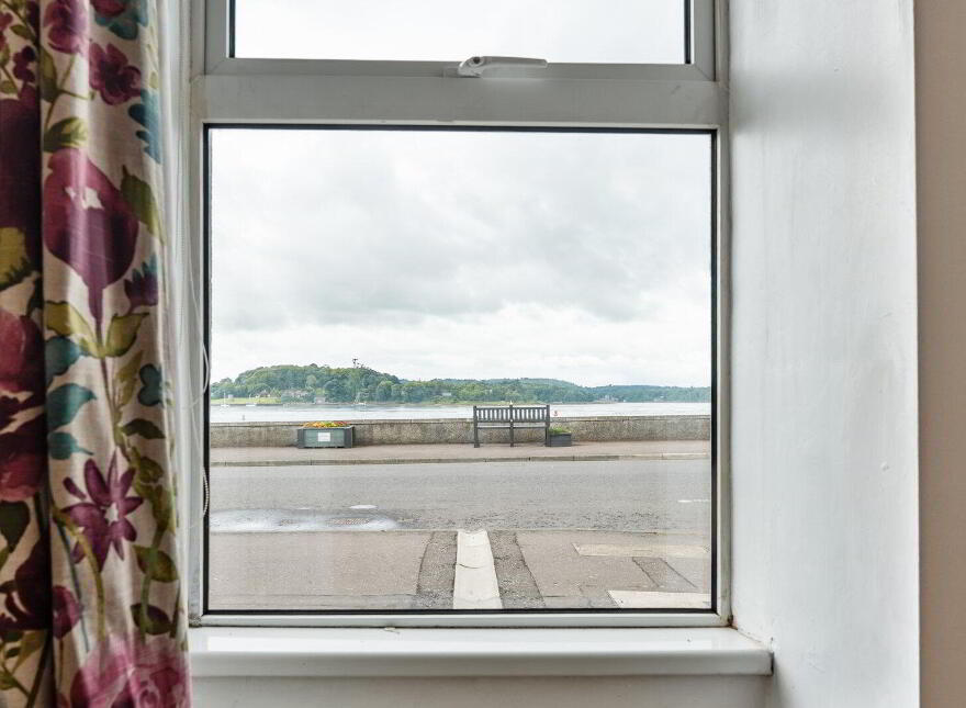 34 Shore Road, Portaferry, Newtownards, BT22 1JZ