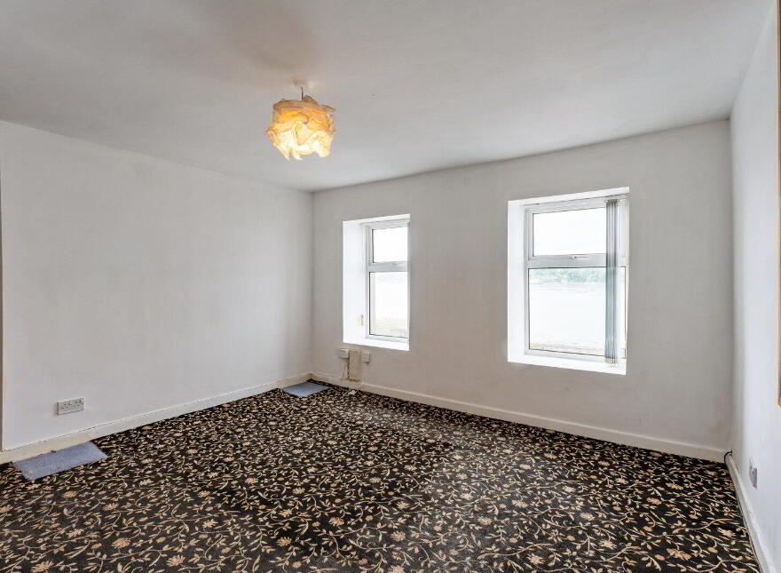 34 Shore Road, Portaferry, Newtownards, BT22 1JZ