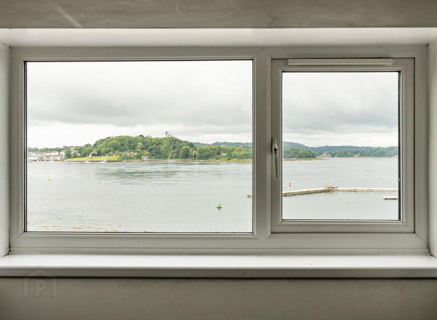 34 Shore Road, Portaferry, Newtownards, BT22 1JZ
