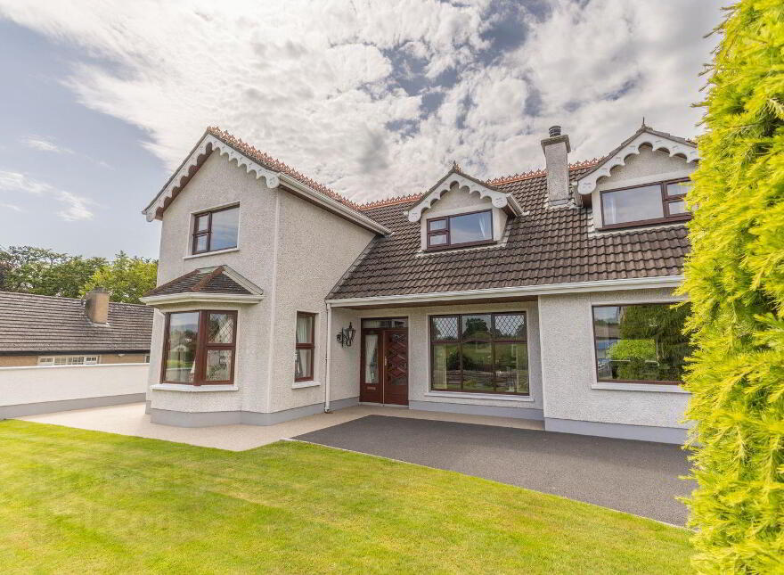 30 Milltown Street, Warrenpoint, Newry, BT34 3PU photo