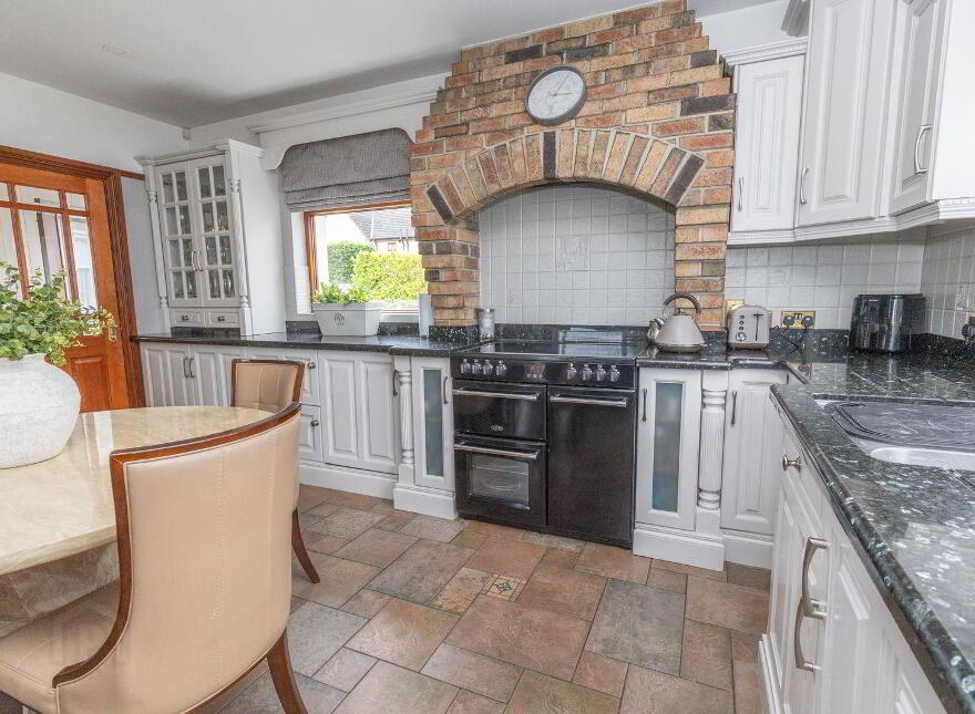 30 Milltown Street, Warrenpoint, Newry, BT34 3PU