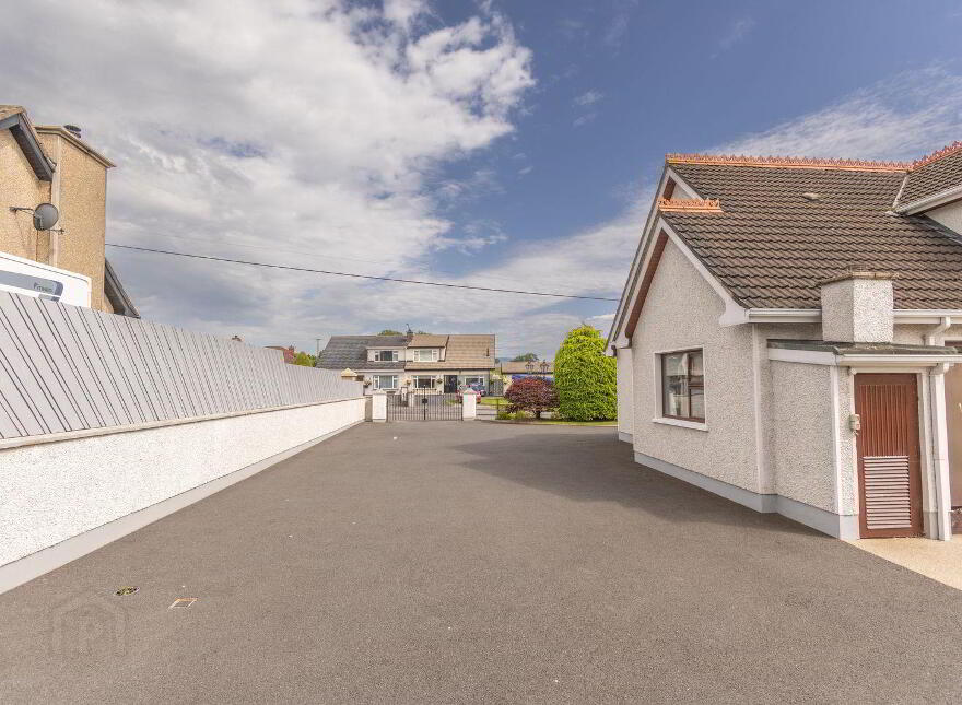 30 Milltown Street, Warrenpoint, Newry, BT34 3PU