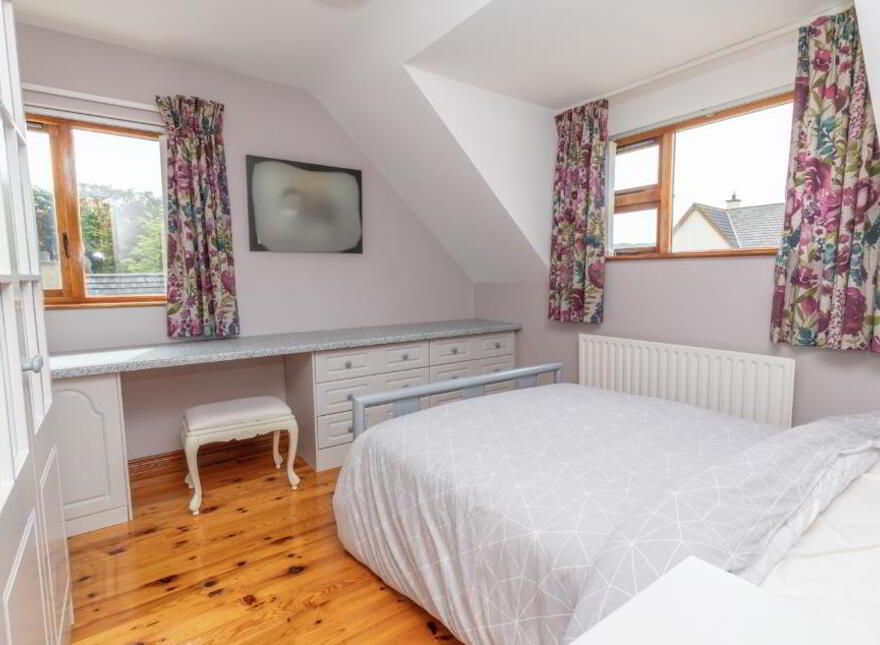 30 Milltown Street, Warrenpoint, Newry, BT34 3PU