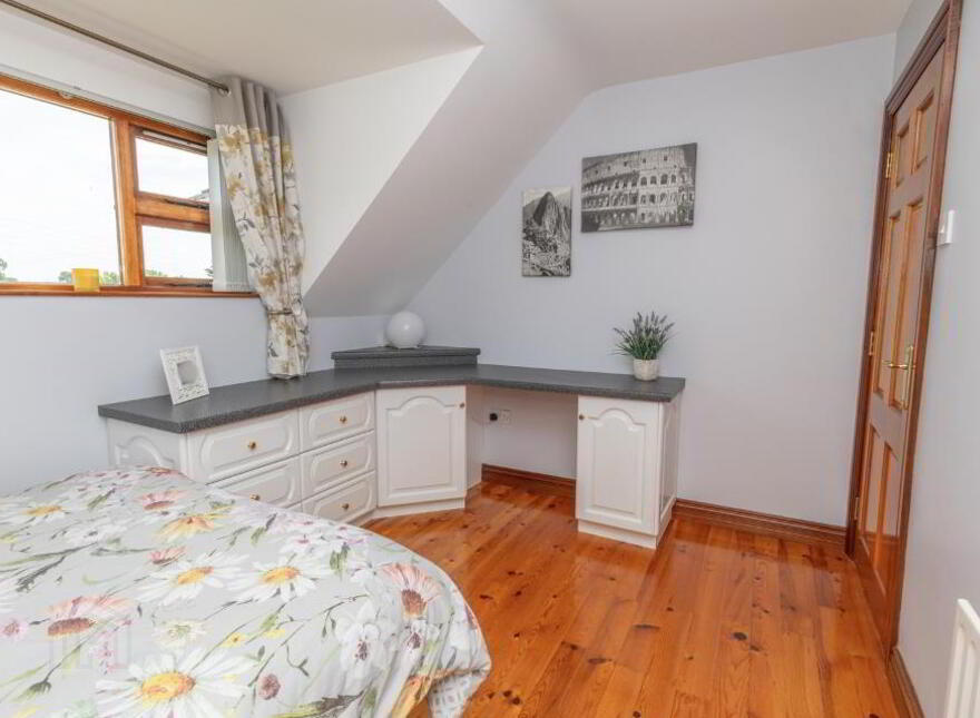 30 Milltown Street, Warrenpoint, Newry, BT34 3PU
