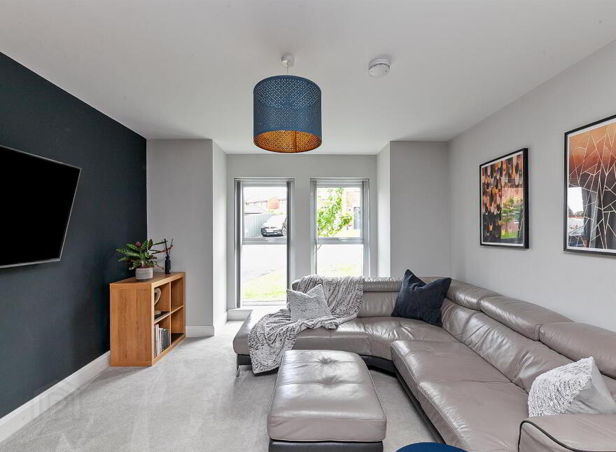 10 Baronsgrange Rise, Comber Road, Carryduff, Belfast, BT8 8GE