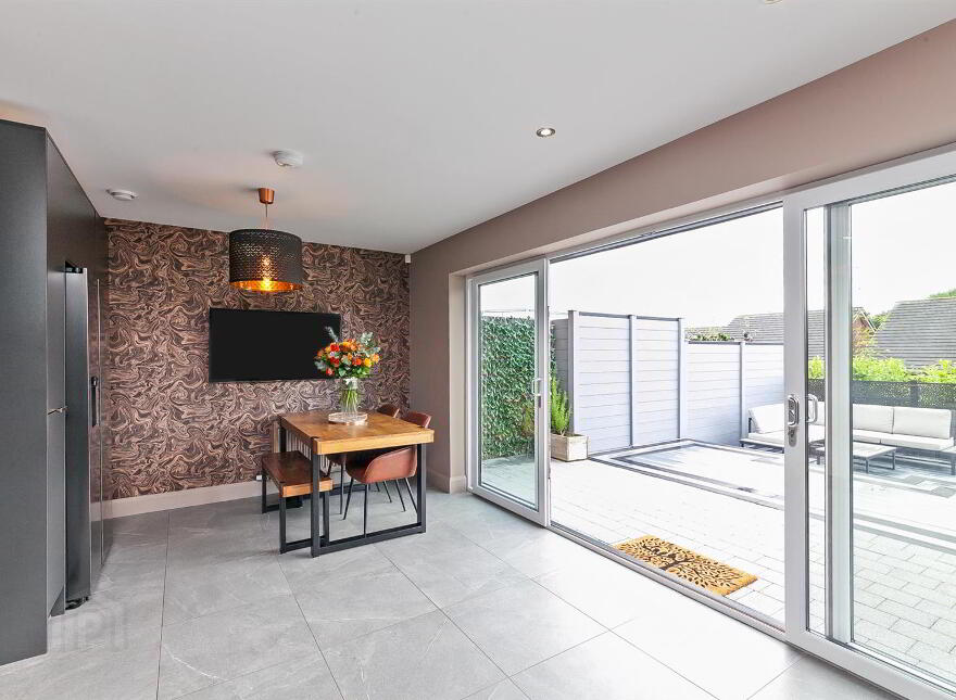 10 Baronsgrange Rise, Comber Road, Carryduff, Belfast, BT8 8GE