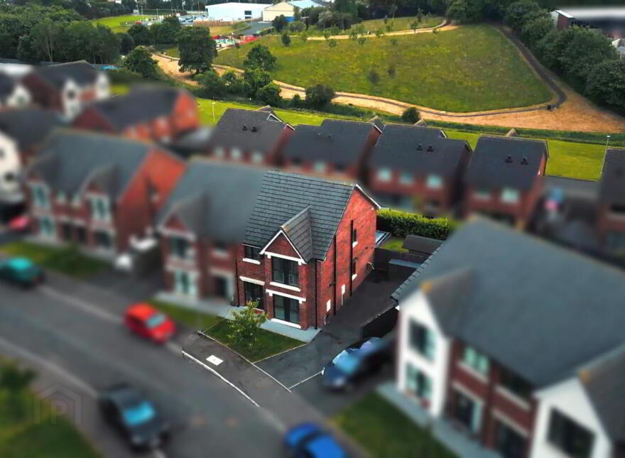10 Baronsgrange Rise, Comber Road, Carryduff, Belfast, BT8 8GE