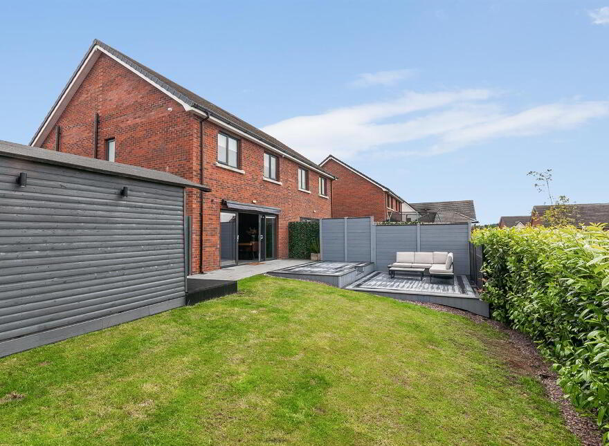 10 Baronsgrange Rise, Comber Road, Carryduff, Belfast, BT8 8GE