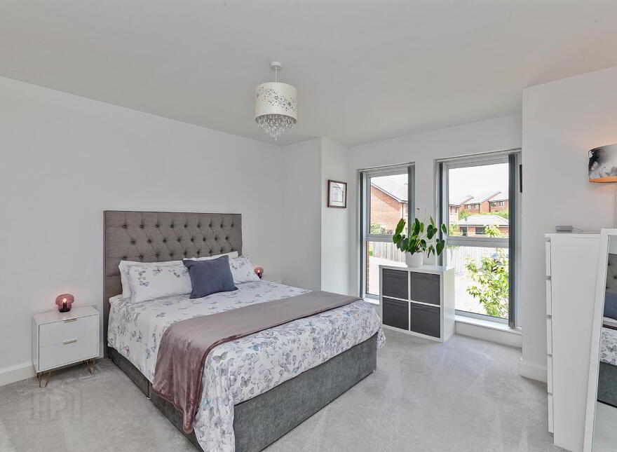 10 Baronsgrange Rise, Comber Road, Carryduff, Belfast, BT8 8GE