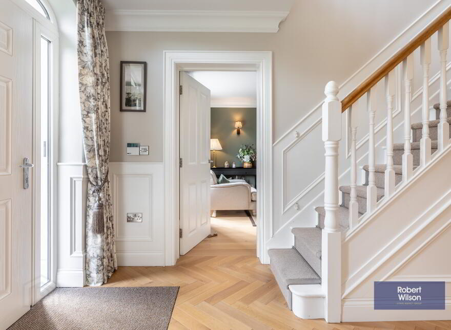 8 Belgravia Court, Royal Hillsborough, BT26 6TQ