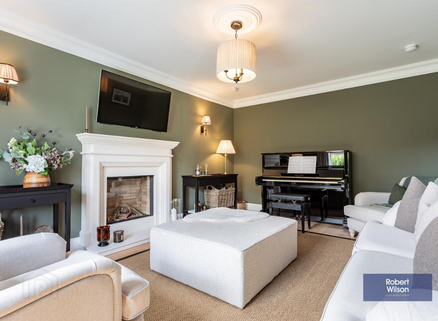 8 Belgravia Court, Royal Hillsborough, BT26 6TQ