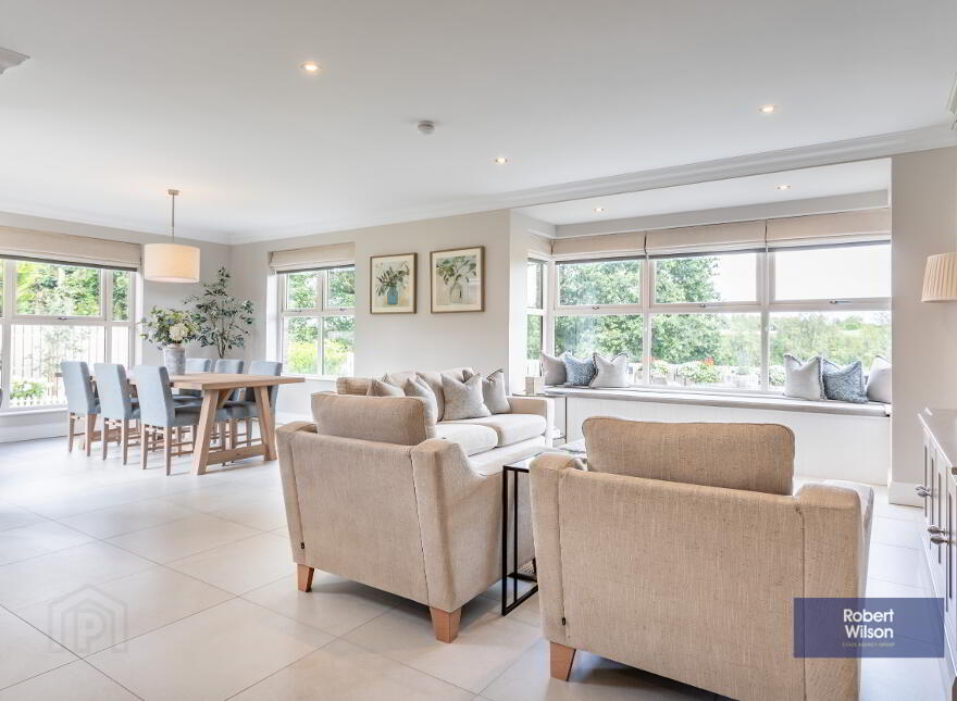 8 Belgravia Court, Royal Hillsborough, BT26 6TQ