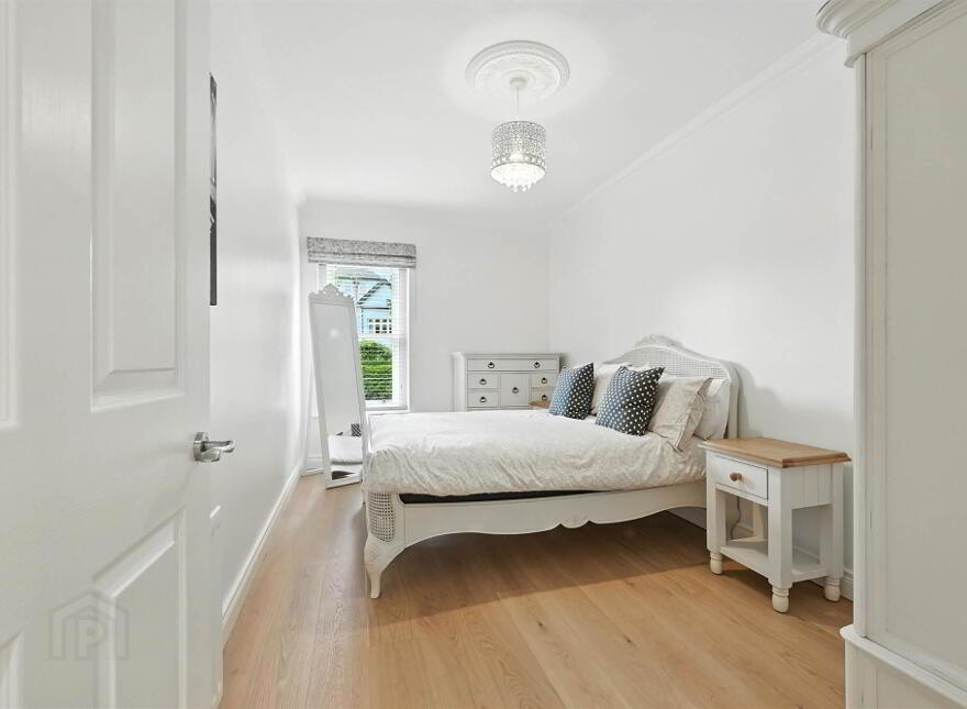 Apt 2, 16 Deramore Park, Malone Road, Belfast, BT9 5JU