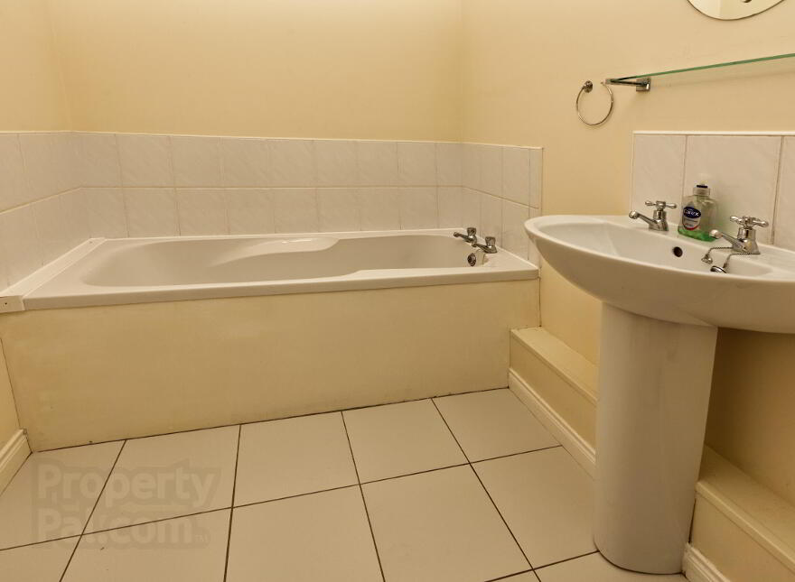 3 The Cedars, 53 Bryansburn Road, Bangor, BT20 3SD photo