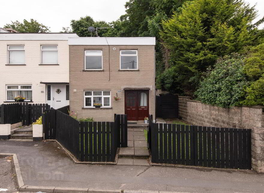 113 Saul Street, Downpatrick, BT30 6NJ photo