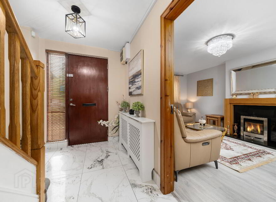 2 Castlegate Drive, Adamstown, K78VP29