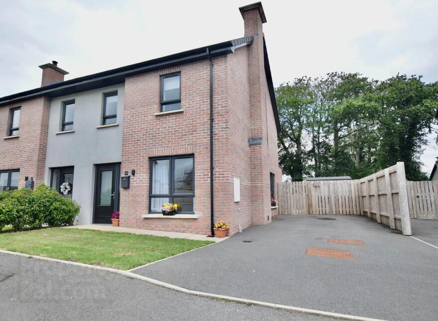 15 The Oaks, Ballinderry, Coagh, Cookstown, BT80 0EL photo