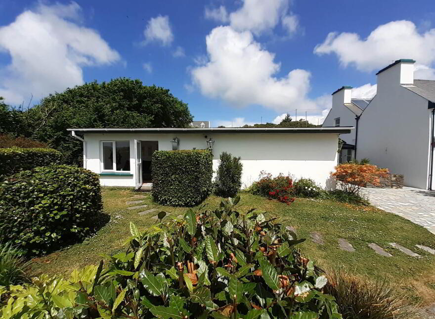 Majos House, Enaughter, Goleen, P81YH01