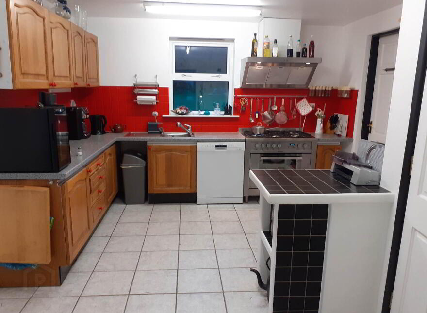 Majos House, Enaughter, Goleen, P81YH01