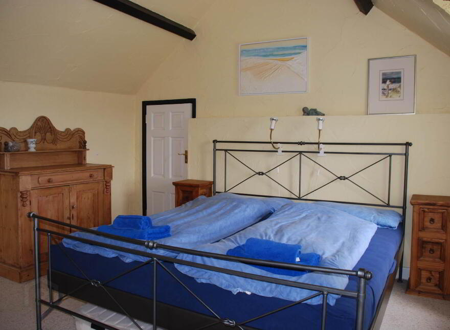 Majos House, Enaughter, Goleen, P81YH01
