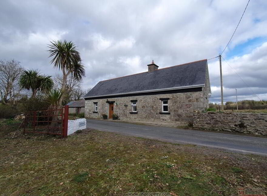 Lime Kiln Cottage, Laughill, Cootehall, Boyle, F52K280 photo
