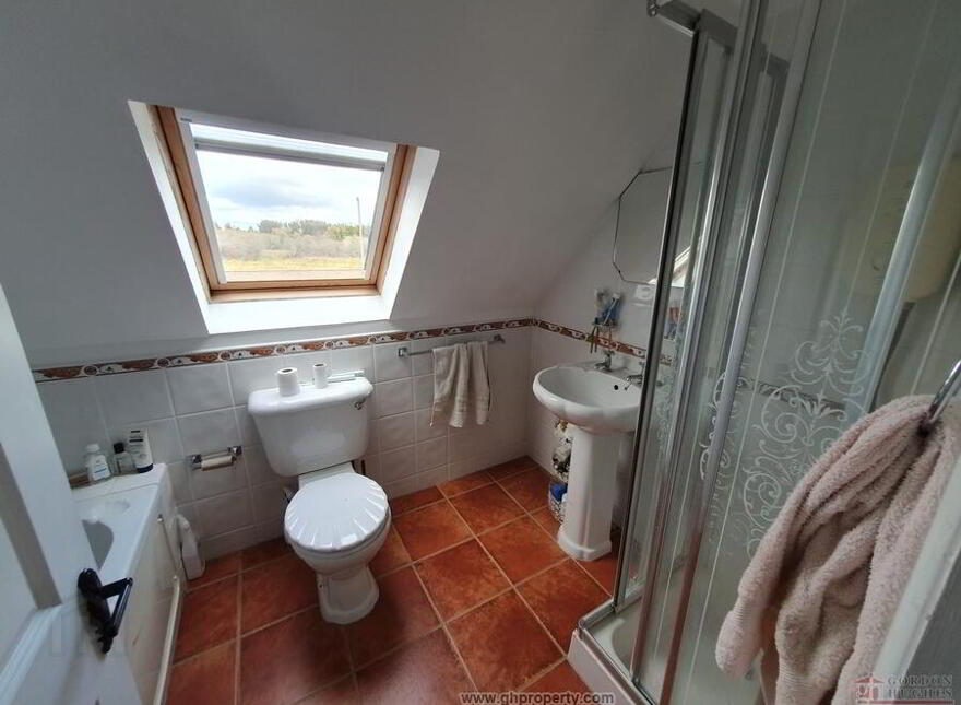 Lime Kiln Cottage, Laughill, Cootehall, Boyle, F52K280