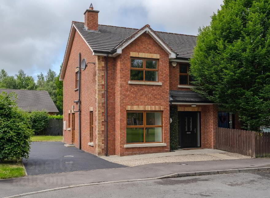 42 Urney Court, Clady, BT82 9GD photo