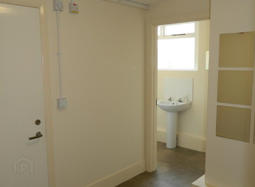 1 Slaughterford Road, Whitehead, BT38 9TG