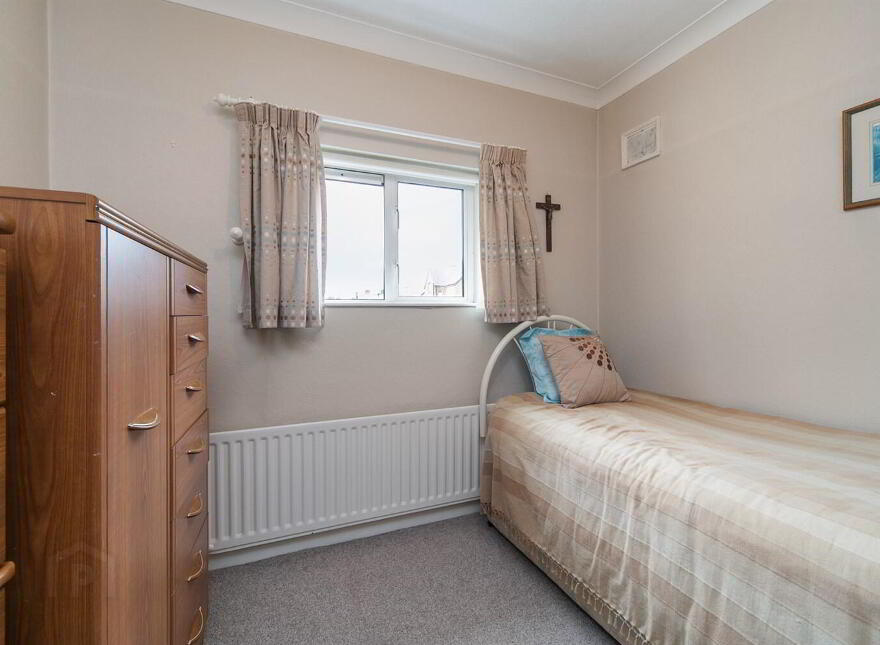 69 Marlborough Park North, Malone Road, Belfast, BT9 6HL