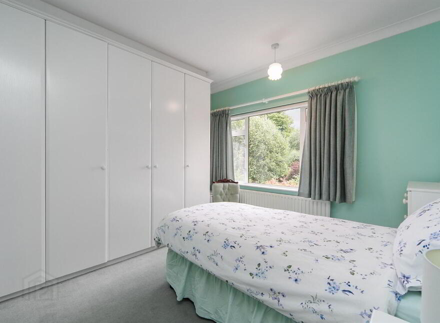 69 Marlborough Park North, Malone Road, Belfast, BT9 6HL