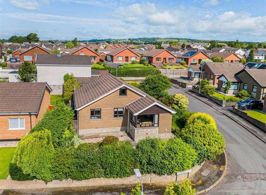 25 Monaville Close, Lisburn, BT28 2DG photo