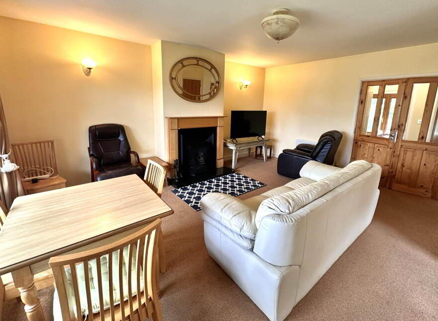 15 Skibbereen Retirement Village, Baltimore Road, Skibbereen, P81VF82