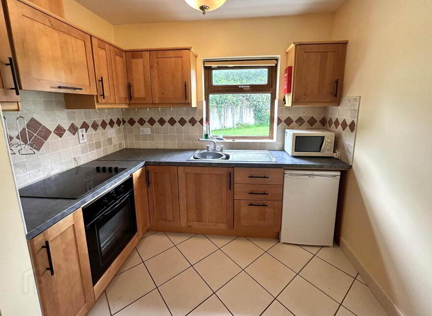 15 Skibbereen Retirement Village, Baltimore Road, Skibbereen, P81VF82