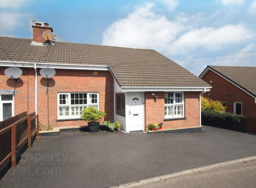 8 Hightown Rise, Newtownabbey, BT36 7XA photo