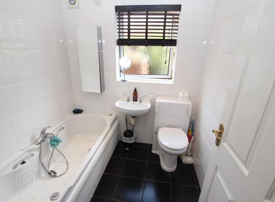 8 Hightown Rise, Newtownabbey, BT36 7XA