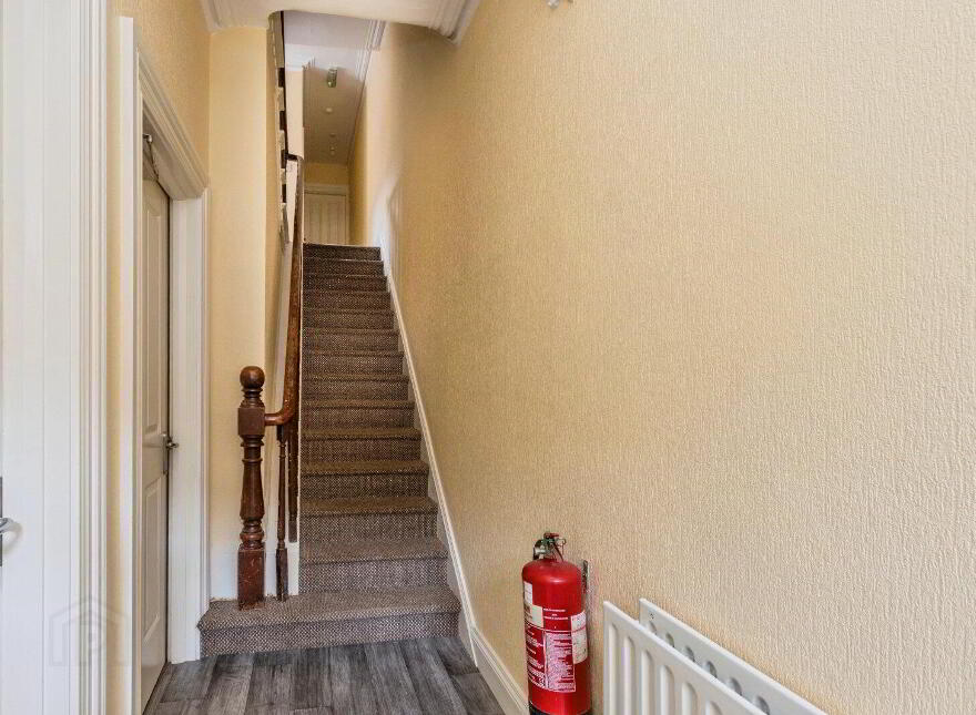 25 Fitzroy Avenue, Belfast, BT7 1HS