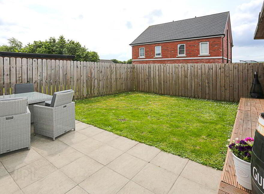 65 Old Mill Grove, Dundonald, Belfast, BT16 1WB