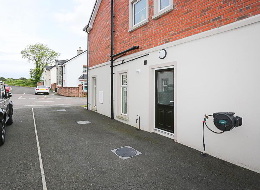 65 Old Mill Grove, Dundonald, Belfast, BT16 1WB