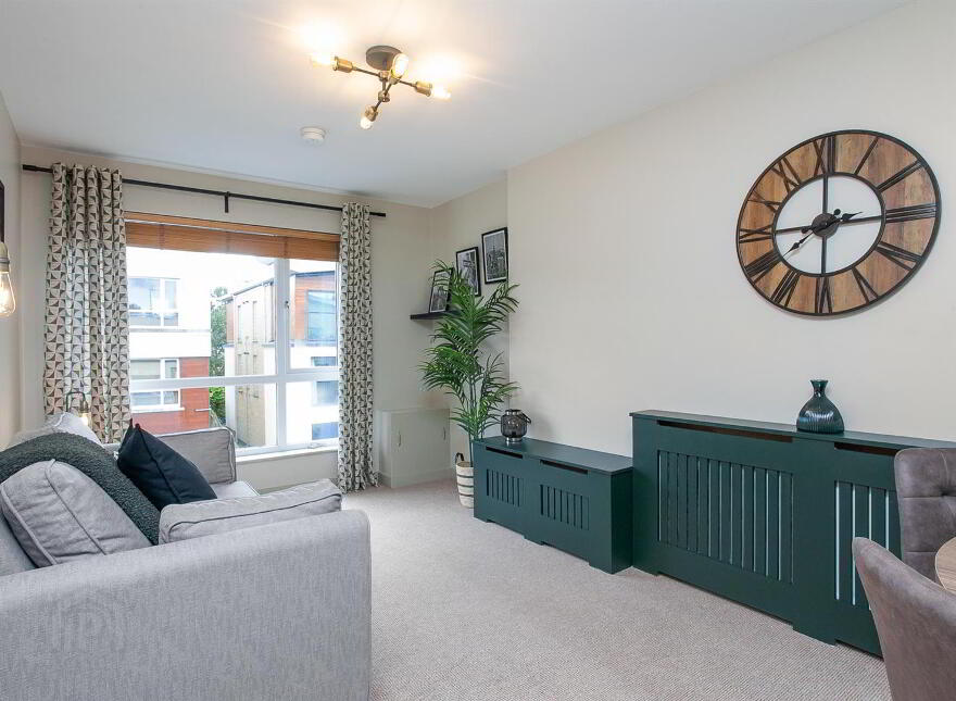 Apt 8b Altona Place, 218 Belmont Rd, Belfast, BT4 2AT