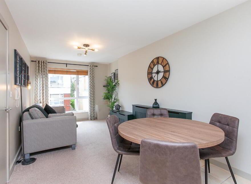 Apt 8b Altona Place, 218 Belmont Rd, Belfast, BT4 2AT