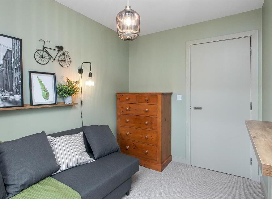 Apt 8b Altona Place, 218 Belmont Rd, Belfast, BT4 2AT